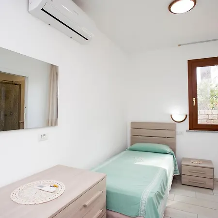 Residenza Le Tartarughe Apartment