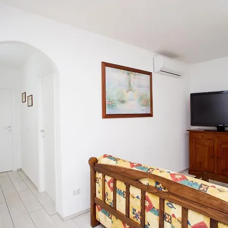 Residenza Le Tartarughe Apartment *